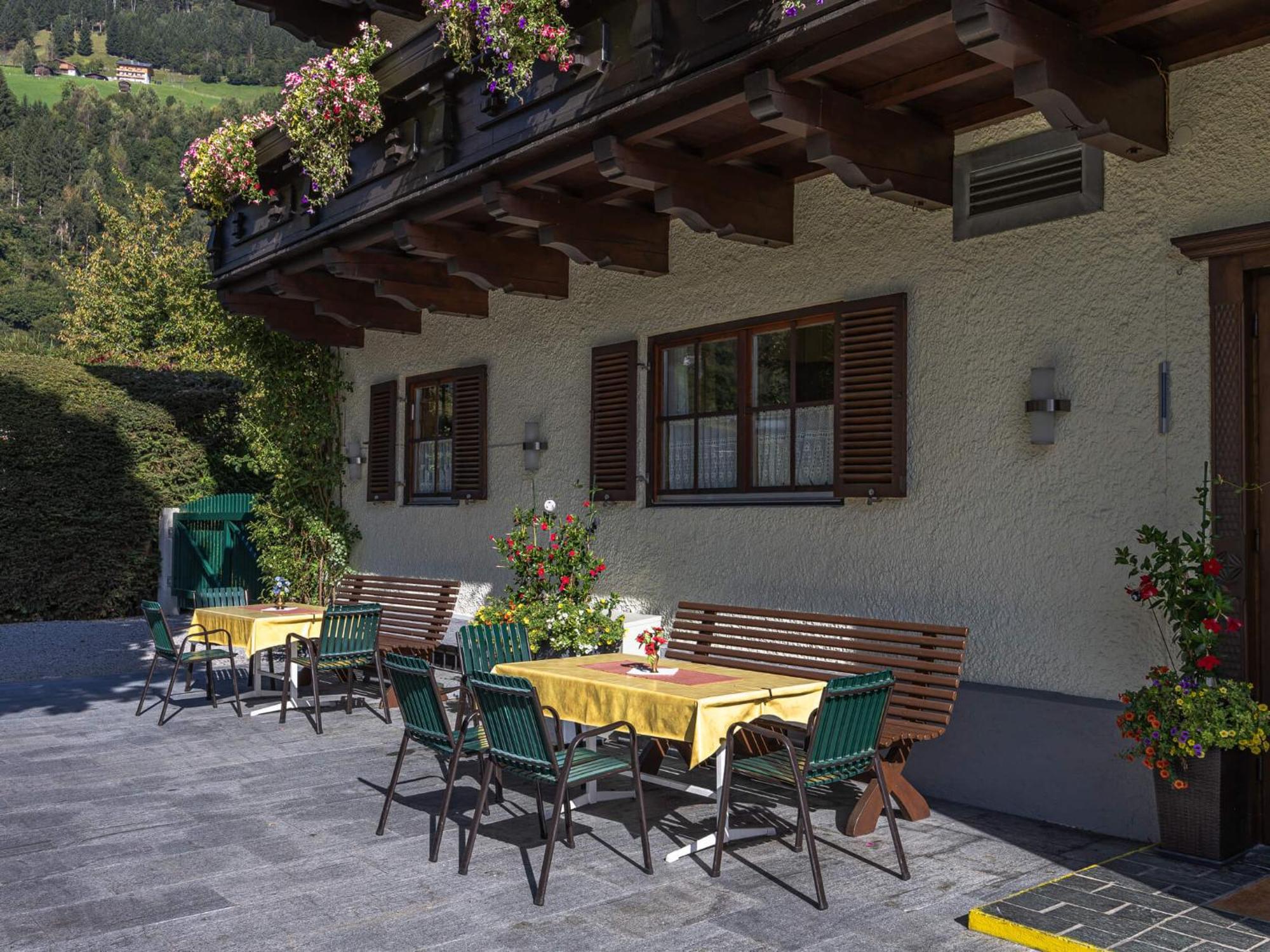 Gaestehaus Bleiweis-Zehentner Zell am See Dış mekan fotoğraf